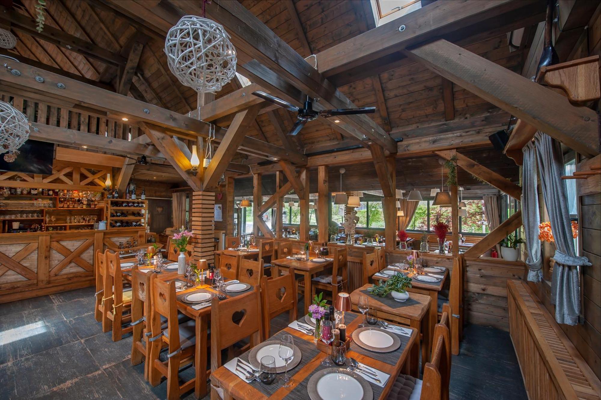 Ethno Houses Plitvice Lakes Hotel Plitvica selo Εξωτερικό φωτογραφία